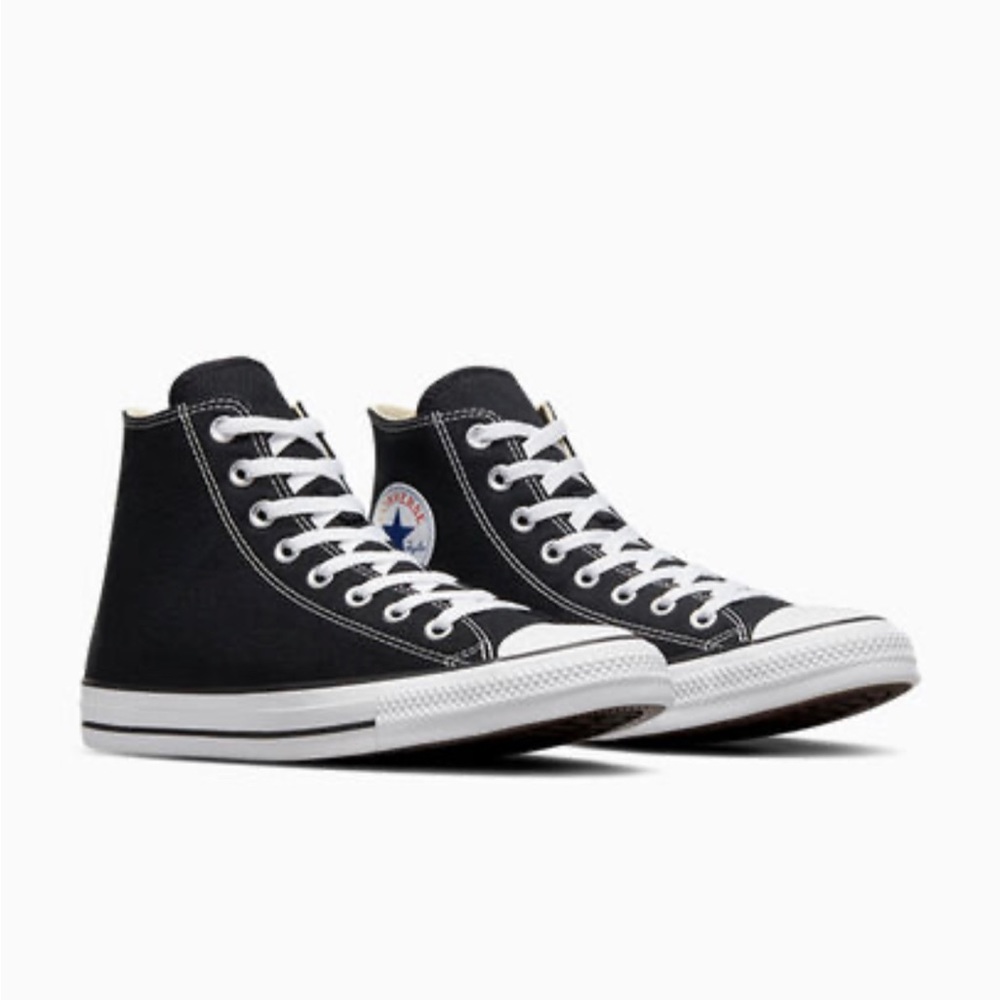 Converse Chuck Taylor Hi Tops | Classic Black | W 7.5